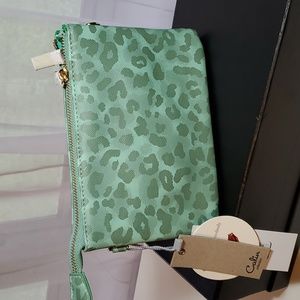 Crossbody/Wrislet ~ Animal Print